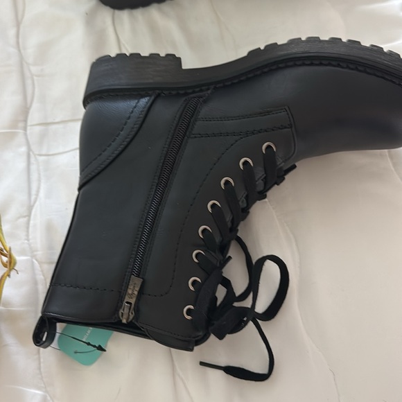 Vagabond Black Combat Boots - Picture 3 of 6